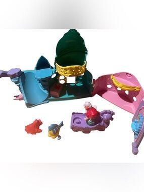 Fisher-Price Little Mermaid Playset underwater castle